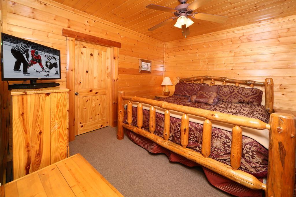 Rising Eagle Lodge - Eight Bedroom Pigeon Forge Exteriér fotografie
